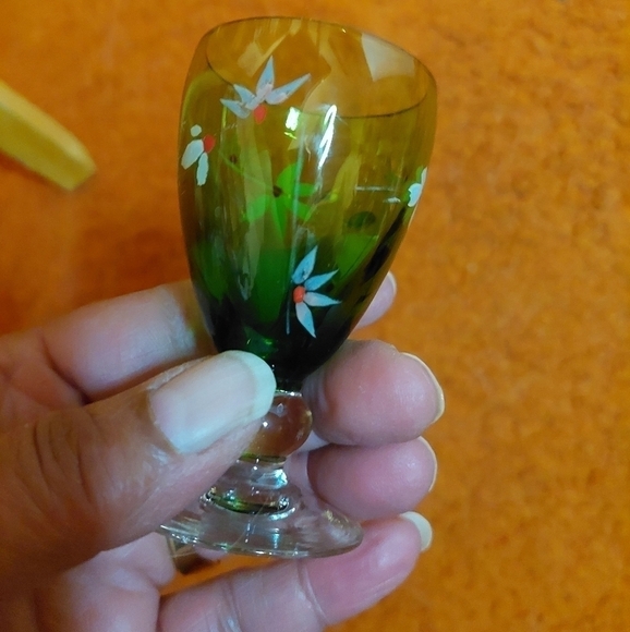 Vintage* 70s Set of 5 Clear Green Short Stem Liqueur/After-dinner Glasses - Picture 7 of 16